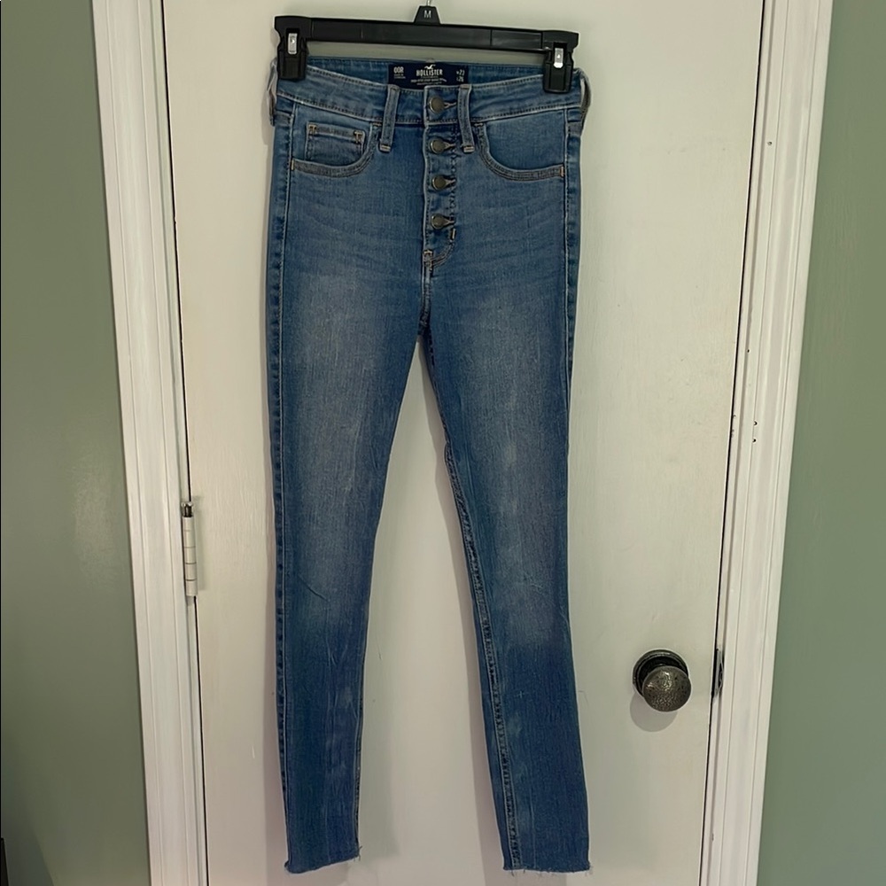 Hollister High Rise crop super skinny jeans